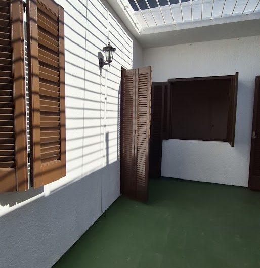 Apartamento planta baja, 2 dormitorios, patio, parrillero